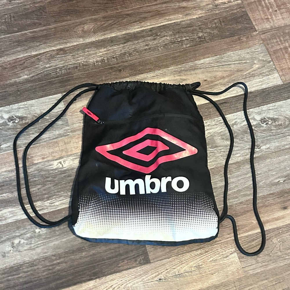 Umbro Black Drawstring Bag Backpack Beach Bag Shoe Bag Gym Bag Zipper